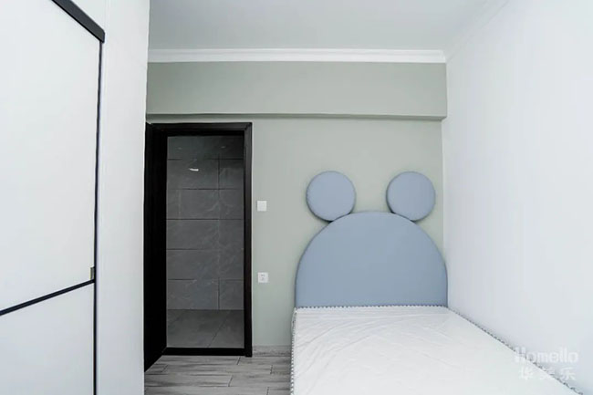 126㎡三居,現(xiàn)代風客餐廳+簡約風臥室,締造高級的生活儀式感